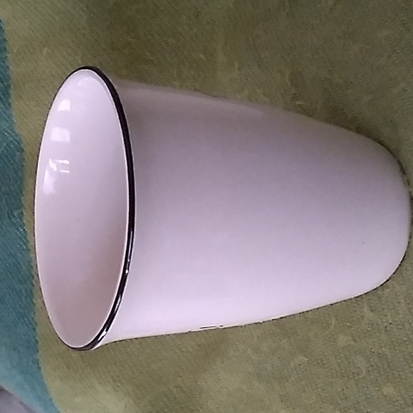 Vintage Feed on the Word Coffee/Tea Mugs - Picture 5 of 13